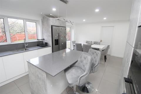 18 Duncan Grove, Shenley Church End, Milton Keynes, MK5 6HL