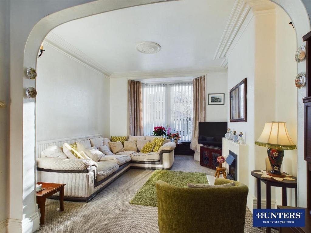 Living Room / Dining Room