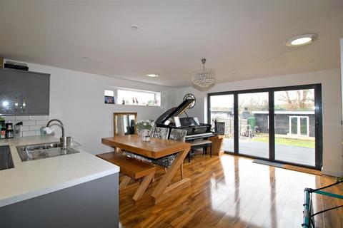 5 bedroom detached house for sale, Alfriston Road, Seaford