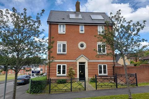 4 bedroom townhouse for sale, The Crescent, Salisbury