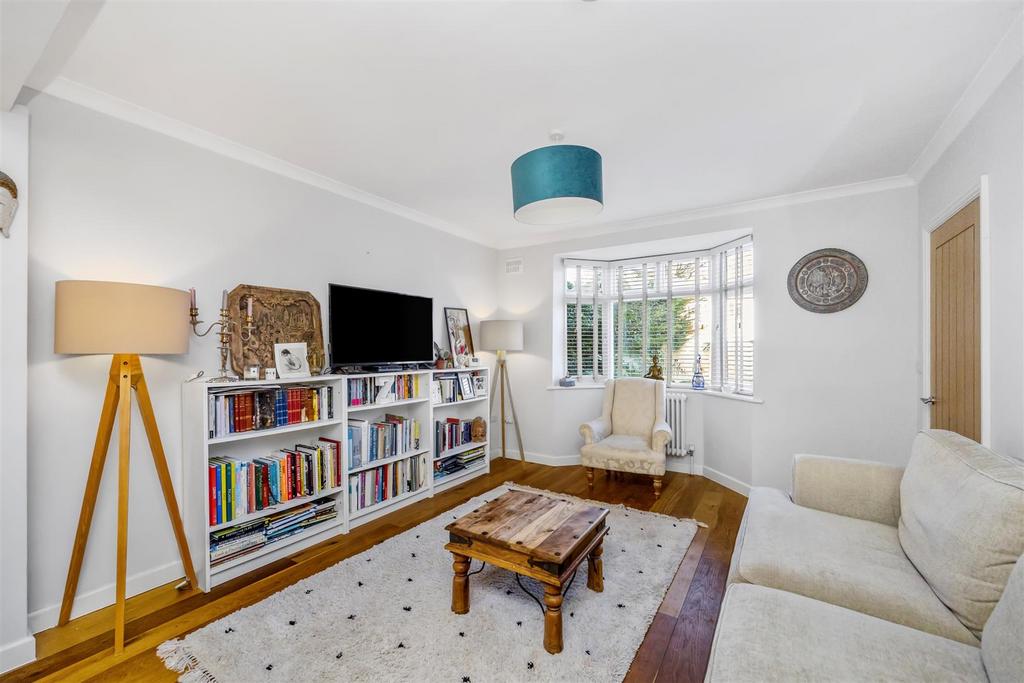 Mackie Avenue, Patcham, Brighton 4 bed semidetached house for sale £600,000