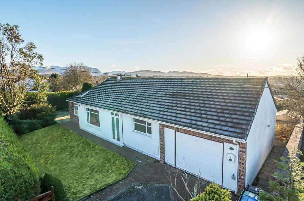 Beech Lane, Cockermouth CA13 2 bed detached bungalow £350,000