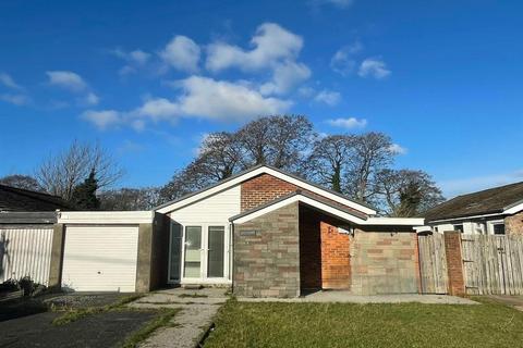 3 bedroom detached bungalow for sale, Glan Morfa, Ferryside