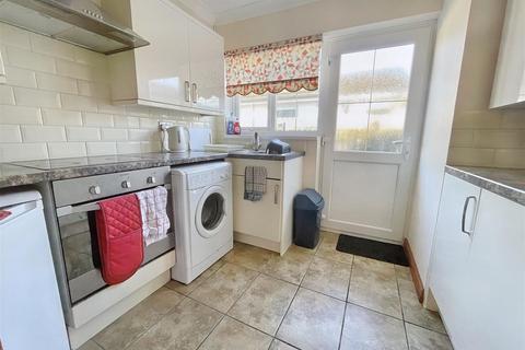 3 bedroom detached bungalow for sale, Glan Morfa, Ferryside