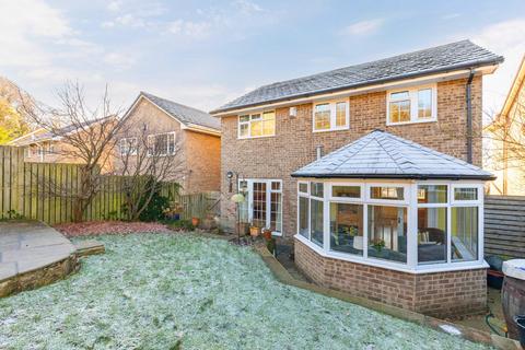 54 Birchdale, Bingley, BD16 4SE