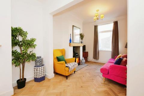8 Ash Street, York, YO26 4UR