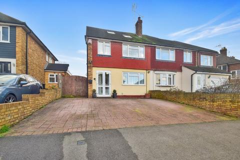 4 bedroom semi-detached house for sale, Childscroft Road, Rainham, Gillingham, ME8