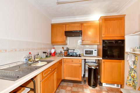 1 bedroom flat for sale, Prospect Road, Hythe, Kent