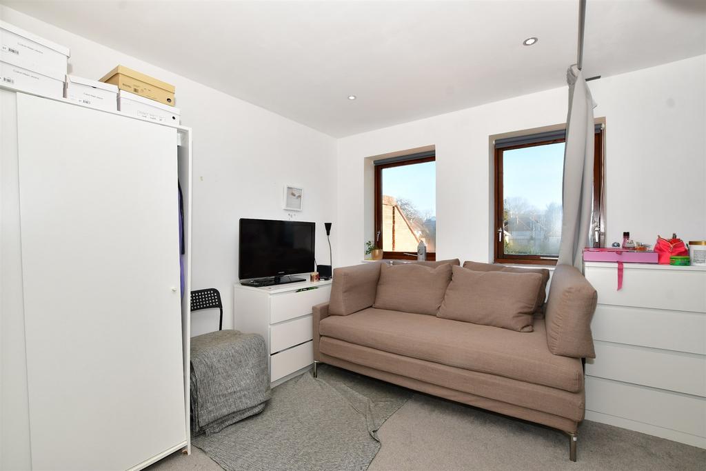 Studio Room