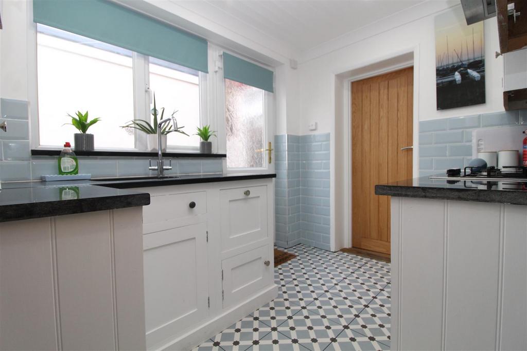 Flora Road, Ramsgate 2 bed terraced house £245,000