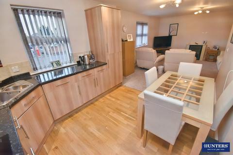 2 bedroom flat for sale, Cross Street, Wigston