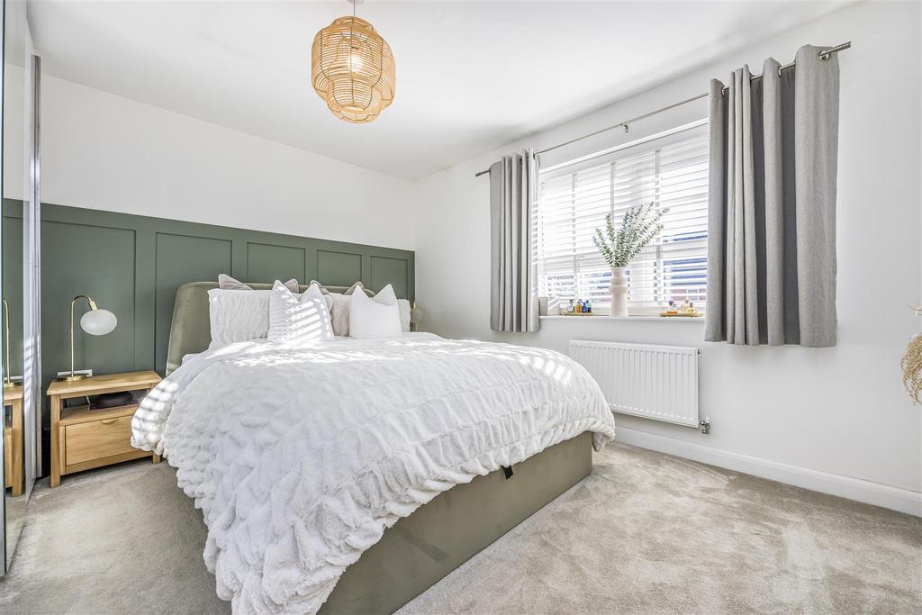 12 Chalk Dock Avenue, Bedhampton-Portico Marketing-