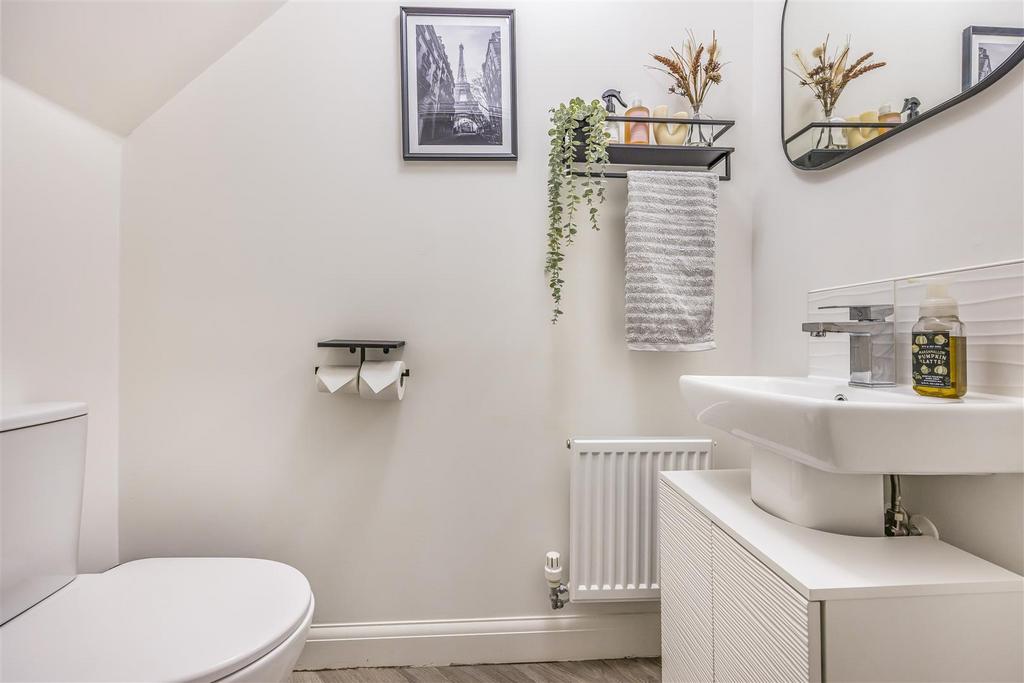 12 Chalk Dock Avenue, Bedhampton-Portico Marketing-