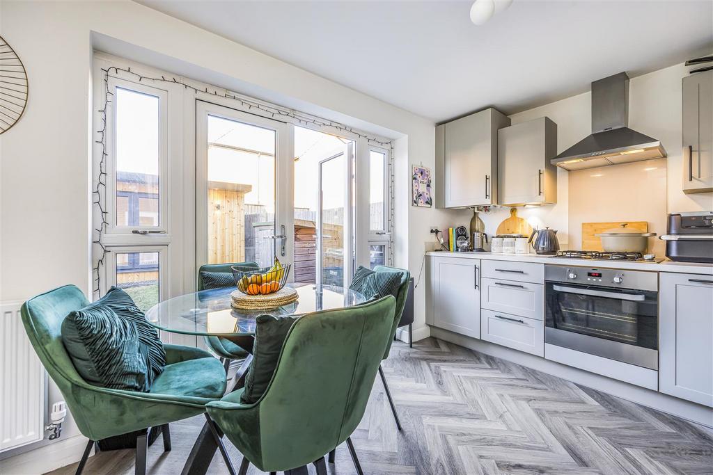 12 Chalk Dock Avenue, Bedhampton-Portico Marketing-