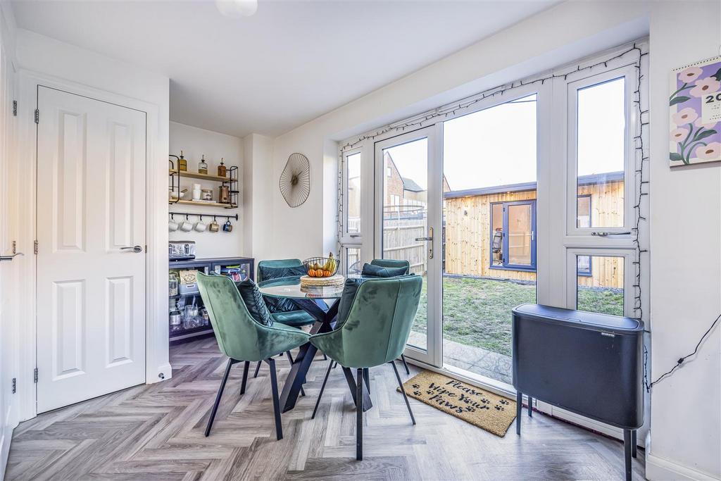 12 Chalk Dock Avenue, Bedhampton-Portico Marketing-