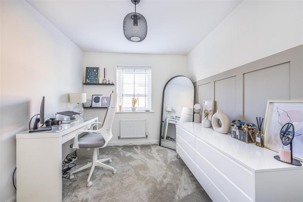 12 Chalk Dock Avenue, Bedhampton-Portico Marketing-