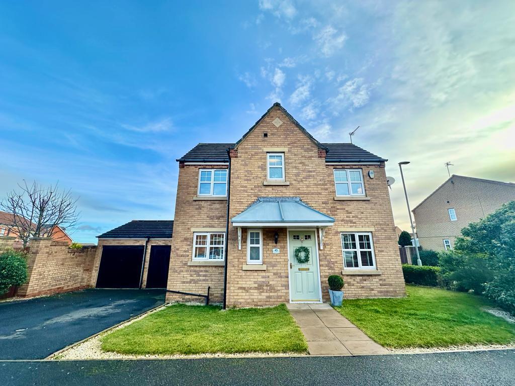 Stoneycroft Way, Seaham SR7 3 bed detached house for sale £295,000
