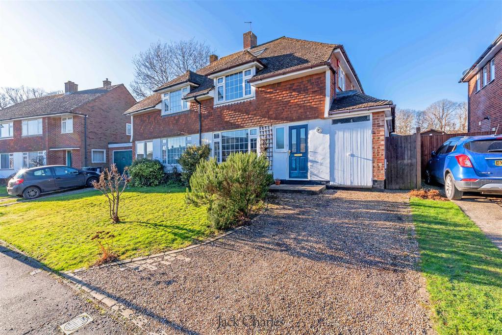 Elmshurst Gardens, Tonbridge 4 bed semidetached house for sale £597,500