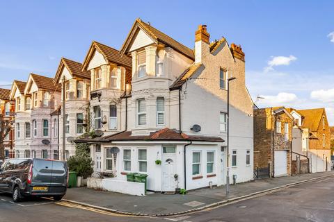 2b Bournemouth Road, Folkestone, CT19 5BA