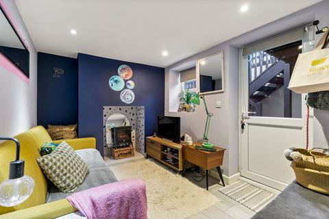 2b Bournemouth Road, Folkestone, CT19 5BA