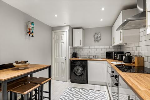 2b Bournemouth Road, Folkestone, CT19 5BA