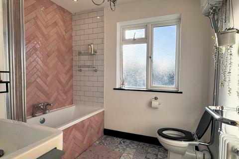 118 Charterhouse Road, Orpington, BR6 9ER