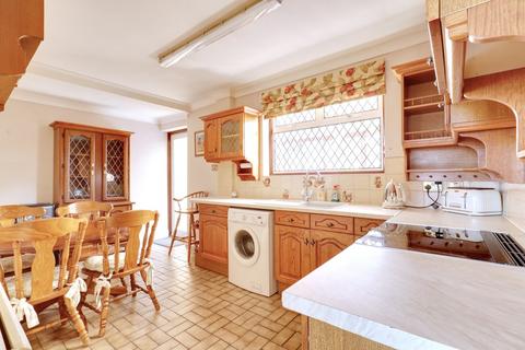 12 Annifer Way, South Ockendon, RM15 5BT