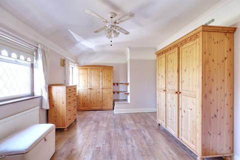 12 Annifer Way, South Ockendon, RM15 5BT