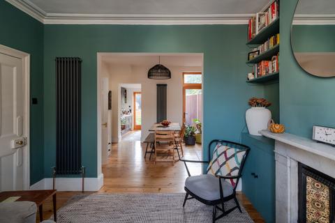 3 Napier Road, London, E11 3JJ