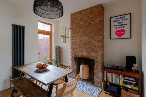 3 Napier Road, London, E11 3JJ