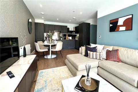 1 bedroom apartment for sale, Green Park Village, Reading, Berkshire