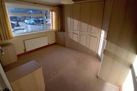 28 School Grove, Oakengates, Telford, TF2 6BQ