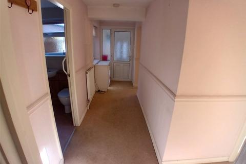 28 School Grove, Oakengates, Telford, TF2 6BQ