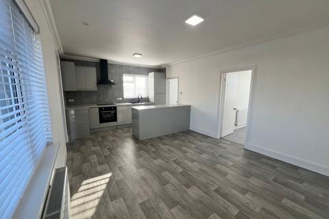 Flat 1, 586 Rainham Road South, Dagenham, RM10 7XD