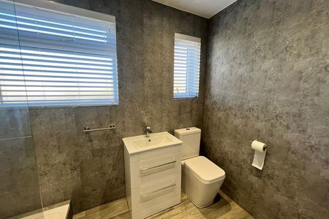 Flat 1, 586 Rainham Road South, Dagenham, RM10 7XD