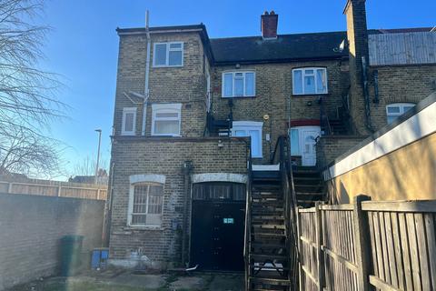 Flat 1, 586 Rainham Road South, Dagenham, RM10 7XD