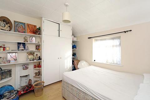 82 Stanhope Road, Greenford, UB6 9DY