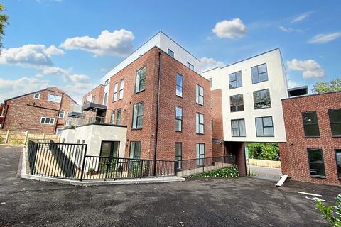 3 bedroom apartment for sale, Carmona Court, Cavendish Road, Salford