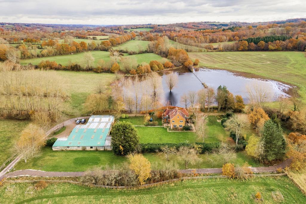 Redlands Lane, Salehurst, Robertsbridge, East Sussex, TN32 6 bed