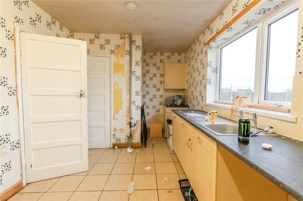 Kitchen (2)