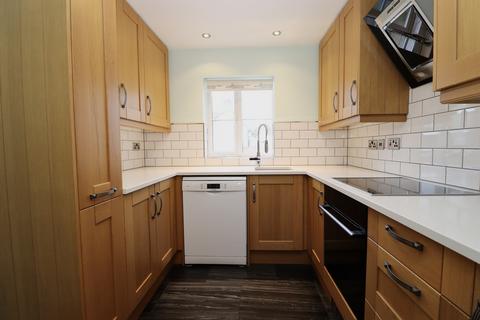 16 Clockhouse View, Street, BA16 0PH
