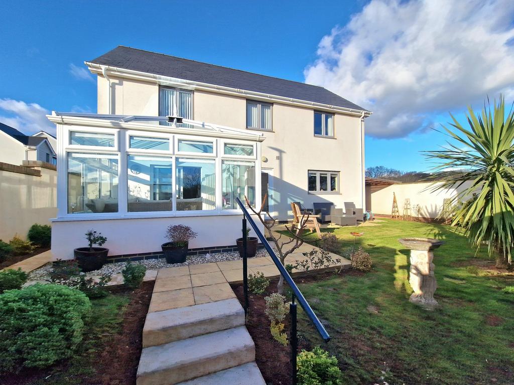 Plantation Way, Torquay 4 bed detached house for sale £495,000