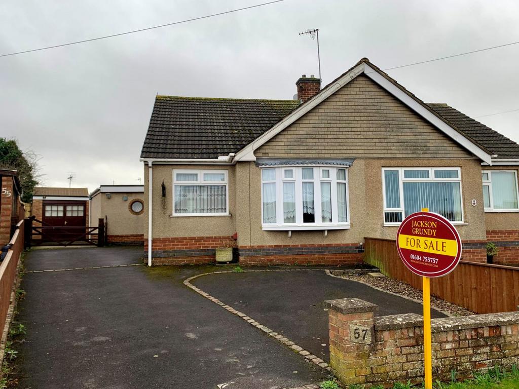 Rawley Crescent, Duston, Northampton NN5 6PU 3 bed semidetached