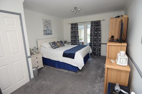 11 Antrobus Road, Amesbury, Salisbury, SP4 7NT