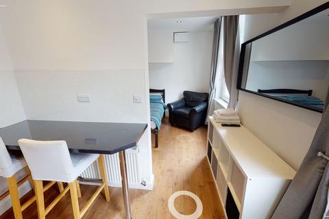 Studio to rent, Studio 7, 54 Glasshouse Street, City Centre, Nottingham, NG1 3LW