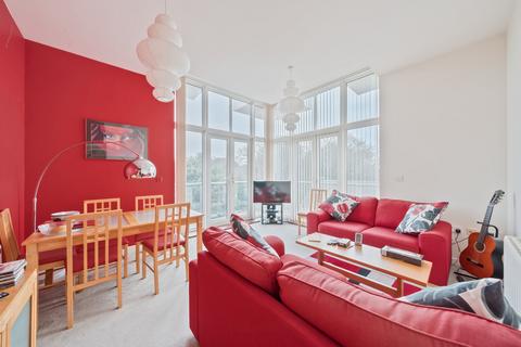 2 bedroom apartment for sale, Hawkeswood Road, Bitterne Manor, Southampton, Hampshire, SO18