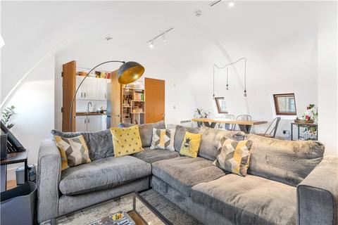2 bedroom apartment for sale, Corben Mews, London, SW8