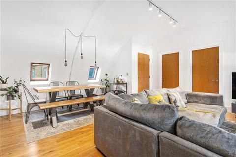 2 bedroom apartment for sale, Corben Mews, London, SW8