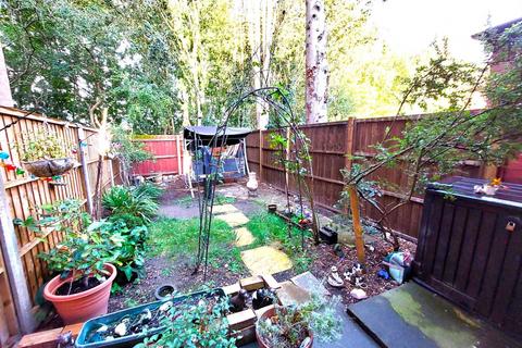 134 Alburgh Close, Bedford, MK42 0HF