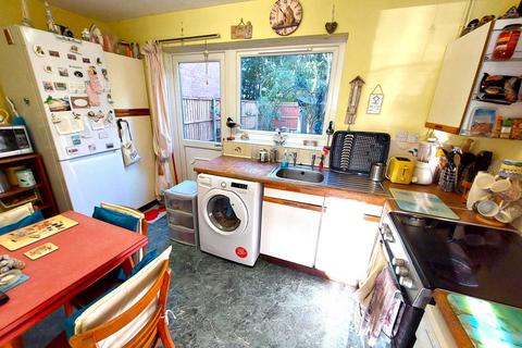 134 Alburgh Close, Bedford, MK42 0HF